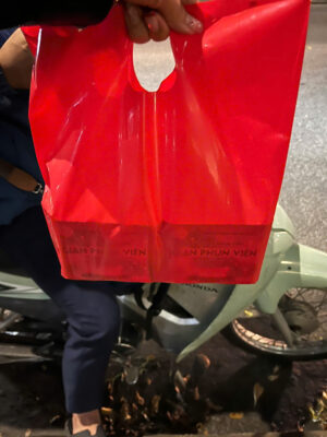 khách mua pháo hoa bộ quốc phòng